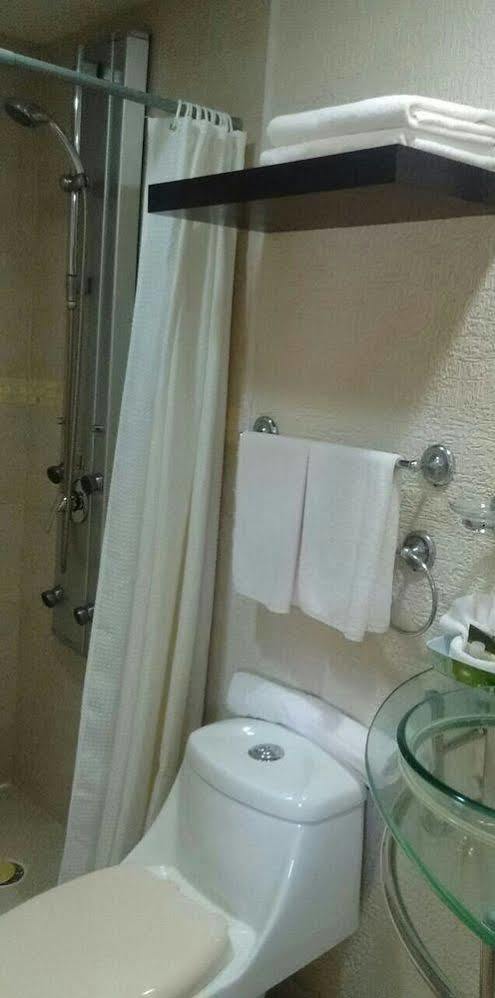 Madero Suites Coatzacoalcos Kültér fotó