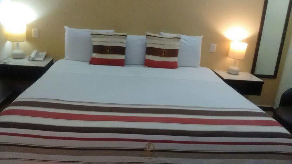 Madero Suites Coatzacoalcos Kültér fotó