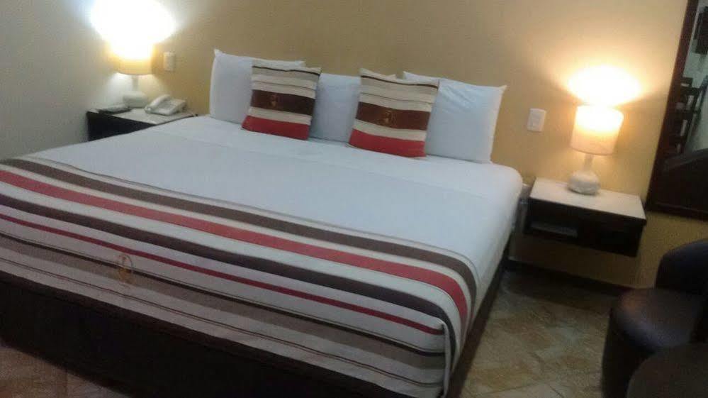 Madero Suites Coatzacoalcos Kültér fotó